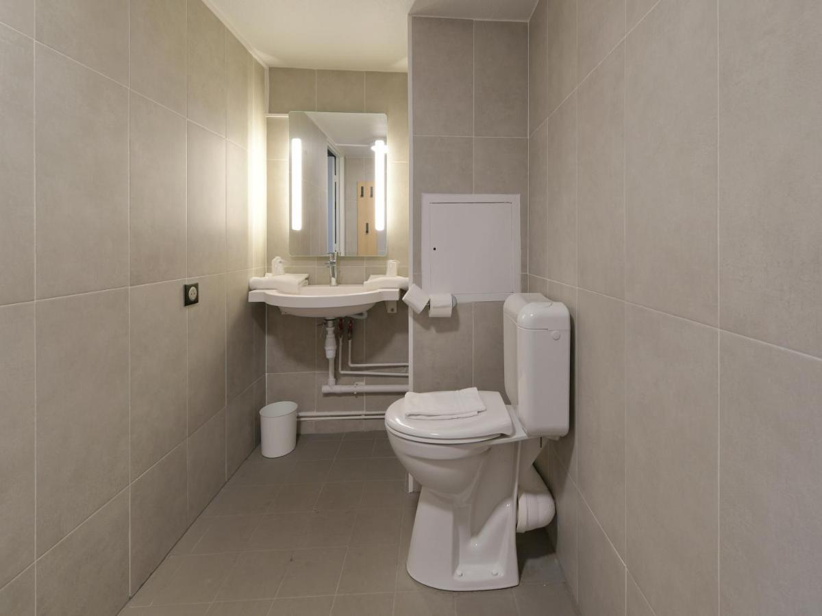 B&B Hotel Le Mans Nord 2 Saint Saturnin Bagian luar foto