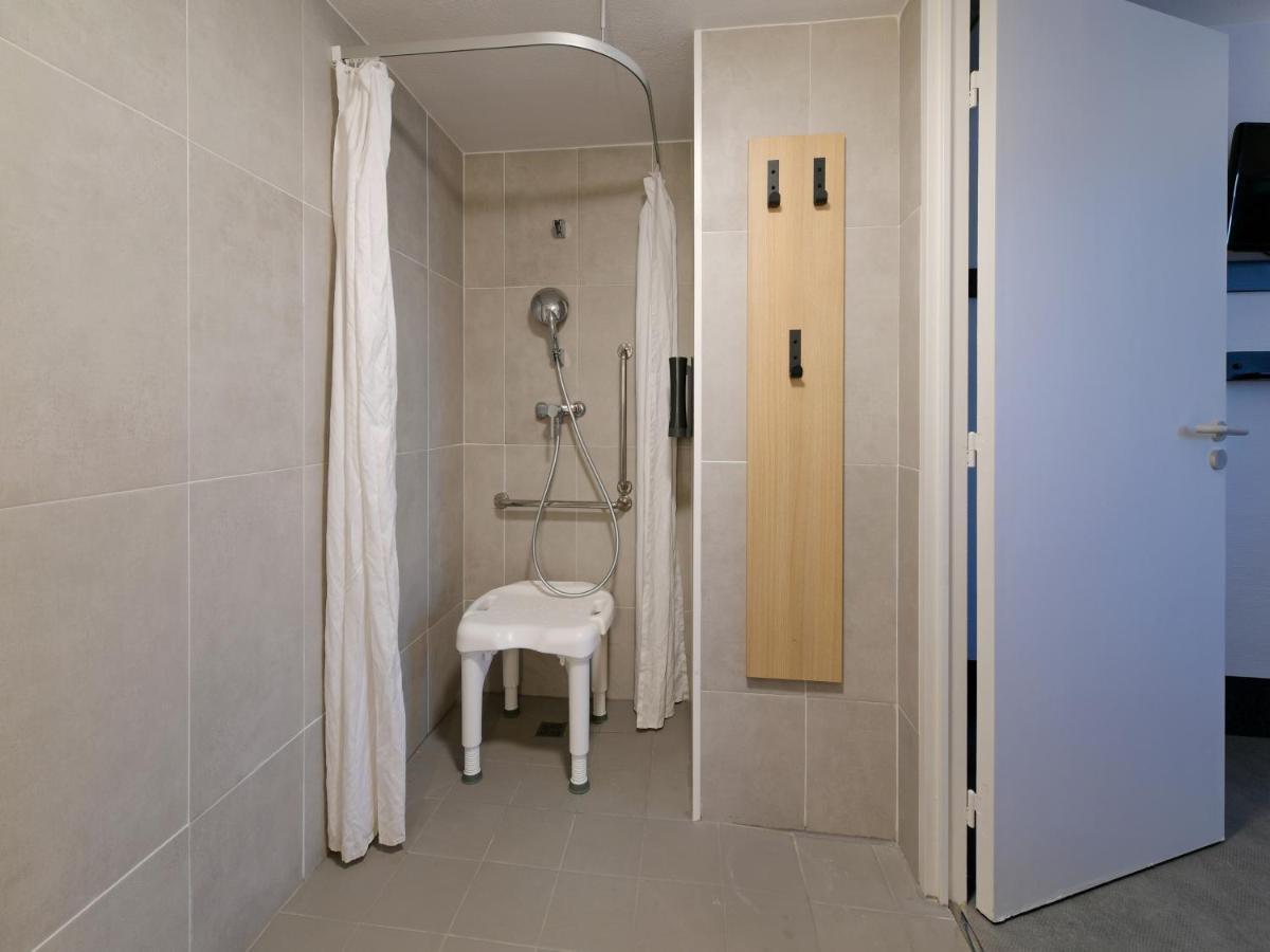 B&B Hotel Le Mans Nord 2 Saint Saturnin Bagian luar foto