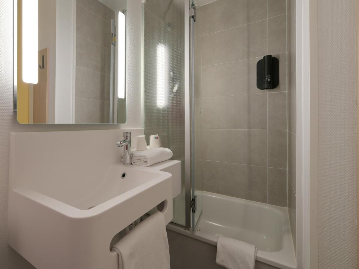 B&B Hotel Le Mans Nord 2 Saint Saturnin Bagian luar foto