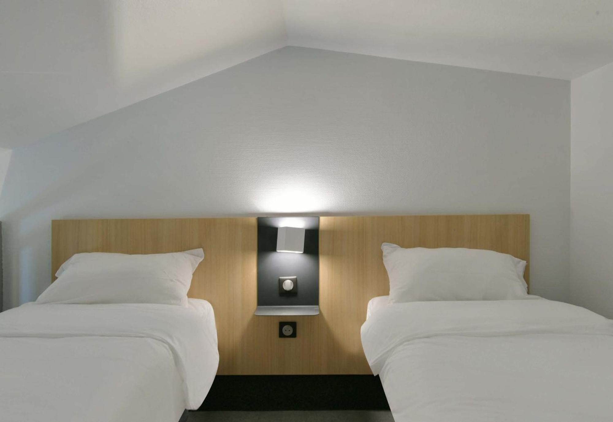 B&B Hotel Le Mans Nord 2 Saint Saturnin Bagian luar foto